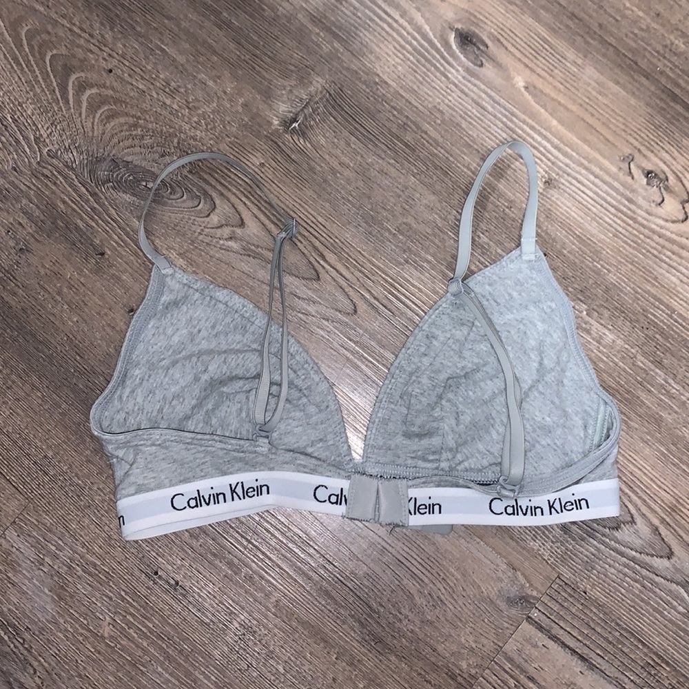 Calvin Klein bra - Picture 2 of 4